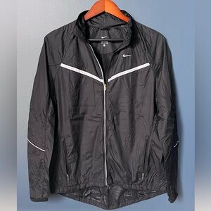 Nike Running Raincoat Black size large windbreaker 1056